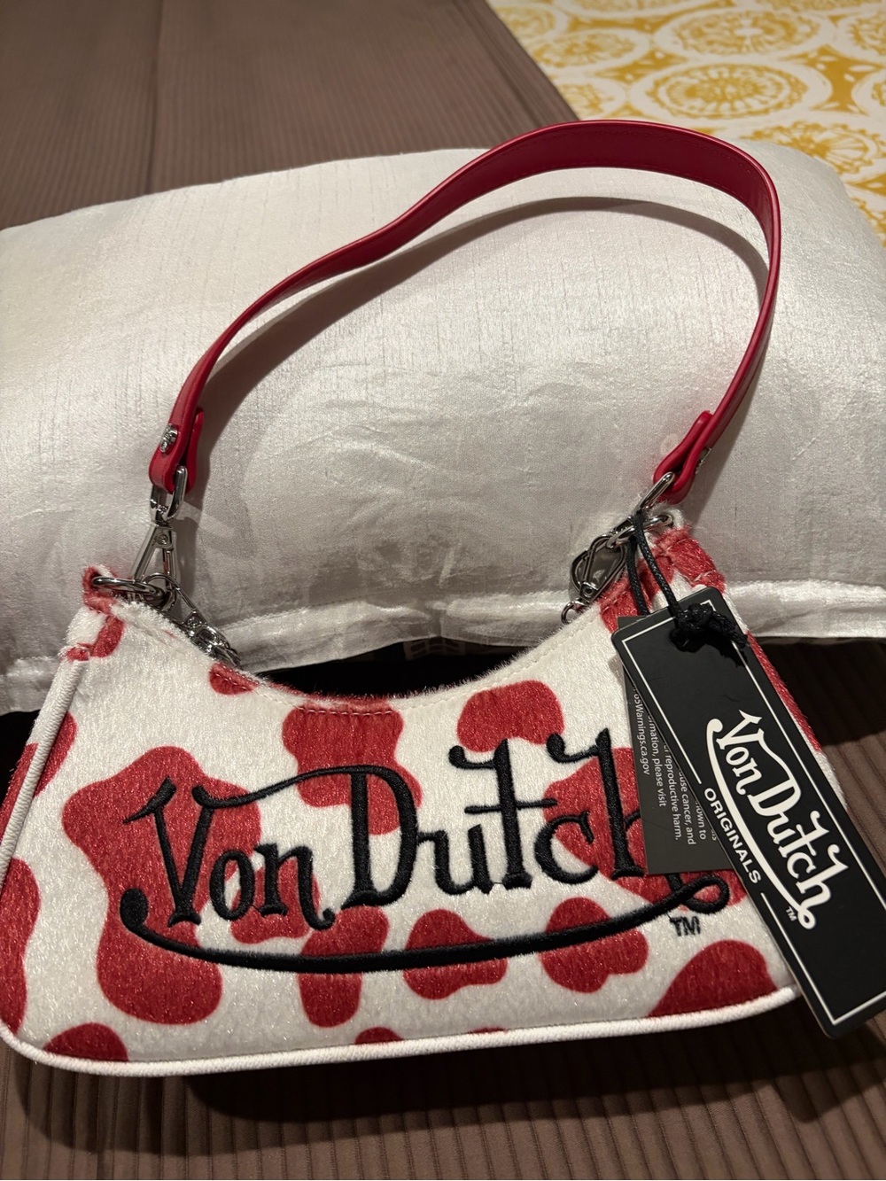 Von Dutch White Shoulder Bag with Red Spot Pattern